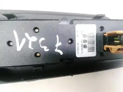 Автозапчастина б/у передні вікний вмикач для skoda superb (3u4) 2.0 tdi dpf посилання на oem iam 1j4959857c  03755021