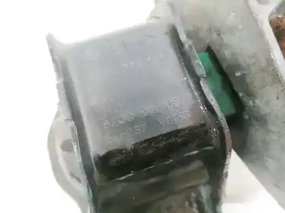 Second-hand car spare part engine support for renault megane ii (bm0/1_, cm0/1_) 1.9 dci oem iam references 8200338381  
