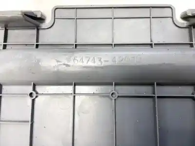 Автозапчастина б/у пластика для toyota rav 4 (a2) 2.0 d-4d executive 4x4 (2003->) посилання на oem iam 6474342010  64743-42010