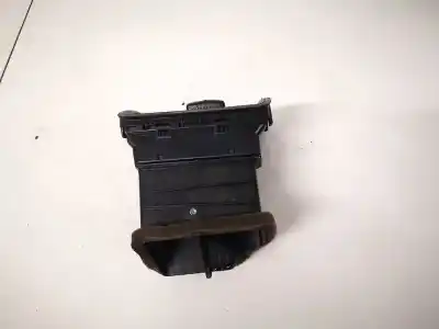 Автозапчасти б/у аэрационная решетка за volkswagen golf v variant (1k5) 1.9 tdi ссылки oem iam 1k0819703  1k0819709