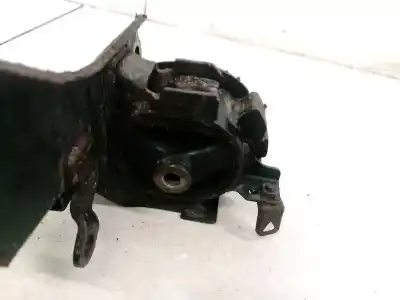 Second-hand car spare part engine support for toyota corolla verso (r1) 2.2 d-4d sol oem iam references   