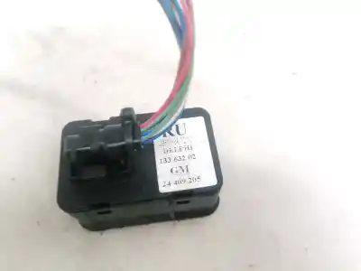 Second-hand car spare part left front power window switch for opel meriva b 1.7 16v cdti oem iam references 24409205  13363202