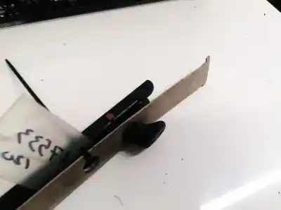 Pezzo di ricambio per auto di seconda mano plastica per chrysler pt cruiser (pt) 2.2 crd touring riferimenti oem iam 520132400d  04645950ac