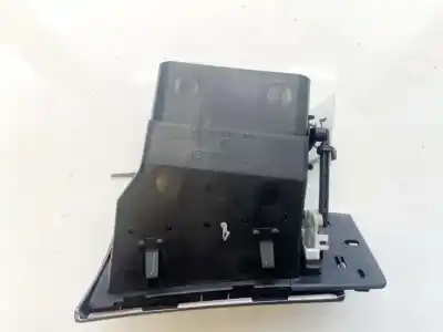 Автозапчасти б/у аэрационная решетка за audi a6, c5 1997.01 - 2001.08 2.4 121kw 1997.02 - 2005.01 ссылки oem iam 4b1820902  