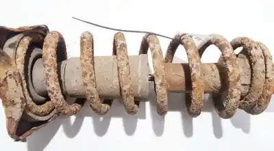 Second-hand car spare part shock absorber spring for audi 100 avant (c4) 2.5 tdi oem iam references 