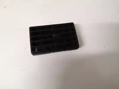 Second-hand car spare part air ventilation grille for audi 80 (811/813) 1.8 oem iam references 