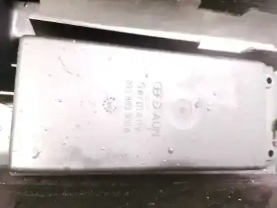 Pezzo di ricambio per auto di seconda mano plastica per audi 80/90 (893) 1.8 riferimenti oem iam 893863300a  