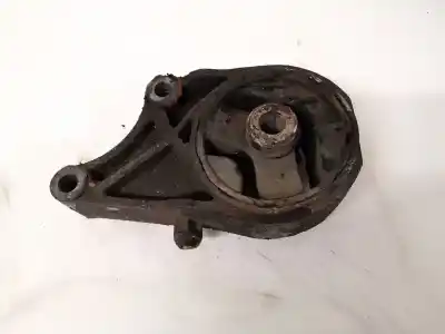 Second-hand car spare part engine support for opel signum 1.9 16v cdti cat (z 19 dth / lrd) oem iam references v0652