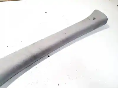 Pezzo di ricambio per auto di seconda mano plastica per hyundai i30 1.6 crdi cat riferimenti oem iam 858202r000tx