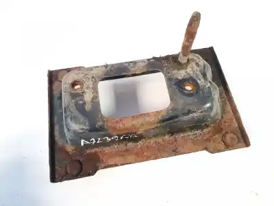 Pezzo di ricambio per auto di seconda mano supporto motore per hyundai i30 1.6 crdi cat riferimenti oem iam 