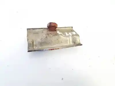 Pezzo di ricambio per auto di seconda mano plastica per hyundai i30 1.6 crdi cat riferimenti oem iam 