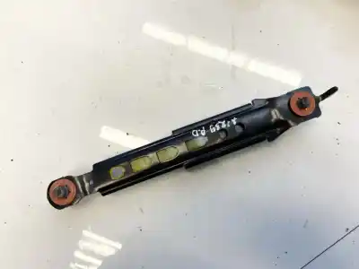 Pezzo di ricambio per auto di seconda mano plastica per hyundai i30 1.6 crdi cat riferimenti oem iam   