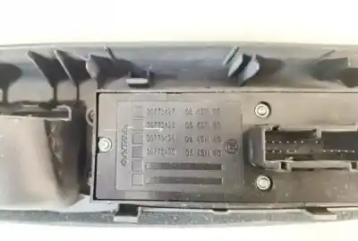 Peça sobressalente para automóvel em segunda mão  por VOLVO V50 (545)  Referências OEM IAM 30773427  30773428, 30773429,30773430