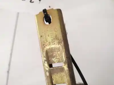 Pezzo di ricambio per auto di seconda mano plastica per audi 80/90 (893) 1.8 riferimenti oem iam 893857833  