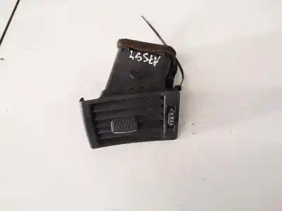 Pezzo di ricambio per auto di seconda mano Griglia Di Aerazione per AUDI A4 B6 (8E2) 1.9 TDI Riferimenti OEM IAM 8E0820901F  