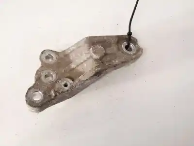 Second-hand car spare part engine support for hyundai i30 1.6 crdi cat oem iam references   