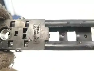 Pezzo di ricambio per auto di seconda mano plastiche per ford focus ii (da_, hcp, dp) 1.4 riferimenti oem iam 33007942  