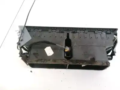 Автозапчастина б/у аераційна решіта для audi a4 b6 (8e2) 2.5 tdi quattro посилання на oem iam   