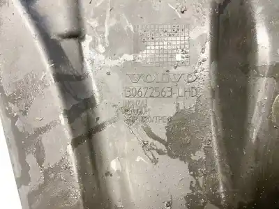 Pezzo di ricambio per auto di seconda mano plastica per volvo v50 (545) 1.6 d riferimenti oem iam 30672563  
