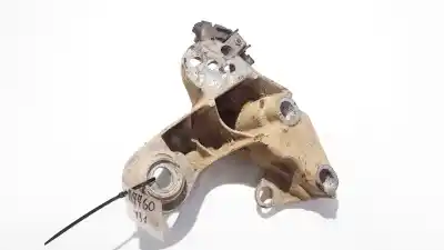 Pezzo di ricambio per auto di seconda mano Supporto Motore per AUDI A4 AVANT (B5) 1.9 TDI Riferimenti OEM IAM 8D0199352H  