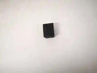 Peça sobressalente para automóvel em segunda mão plásticos por volkswagen polo (9n1) 1.9 sdi referências oem iam 6q0959623