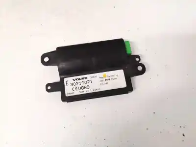 Peça sobressalente para automóvel em segunda mão módulo eletrônico por volvo v50 (545) 2.0 d referências oem iam 30710071