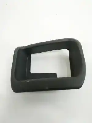 Pezzo di ricambio per auto di seconda mano plastica per peugeot 107 1.0i cat 70cv riferimenti oem iam 452870h010