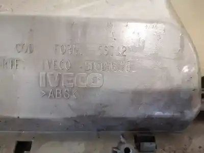 Pezzo di ricambio per auto di seconda mano plastiche per iveco daily, 2000.01 - 2005.12 2.3l 85kw 2000.01 - 2005.12 riferimenti oem iam 504056778  
