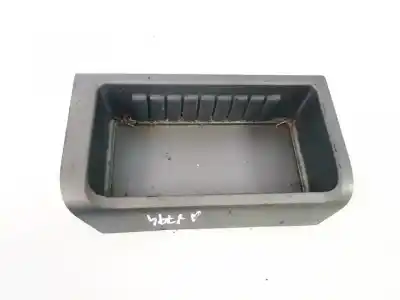 Peça sobressalente para automóvel em segunda mão plásticos por opel vectra b caravan 2.0 dti referências oem iam 13189342