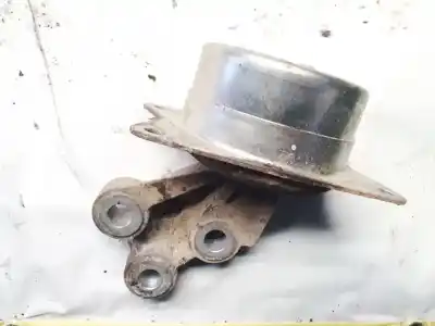 Second-hand car spare part engine support for opel vectra b caravan 2.0 dti oem iam references v046482904  
