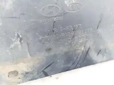 Pezzo di ricambio per auto di seconda mano plastica per kia carens 2.0 crdi ex monovolumen riferimenti oem iam ok2fc50371  ok-2fc50371