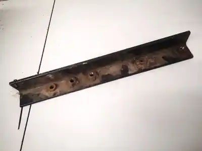 Peça sobressalente para automóvel em segunda mão plásticos por kia carens 2.0 crdi ex monovolumen referências oem iam 