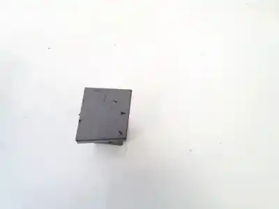 Peça sobressalente para automóvel em segunda mão plásticos por opel vectra b caravan 2.0 dti referências oem iam 09185913