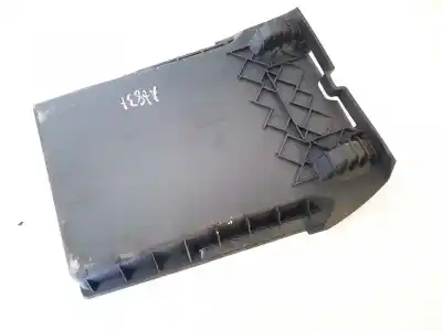 Pezzo di ricambio per auto di seconda mano plastica per volvo v50 (545) 2.0 d riferimenti oem iam 8650687  