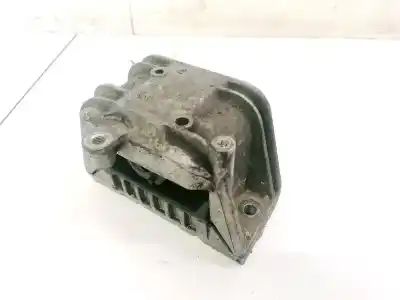 Second-hand car spare part engine support for volkswagen passat b6 (3c2) 2.0 tdi 16v oem iam references 1k0199262  1k0199262m