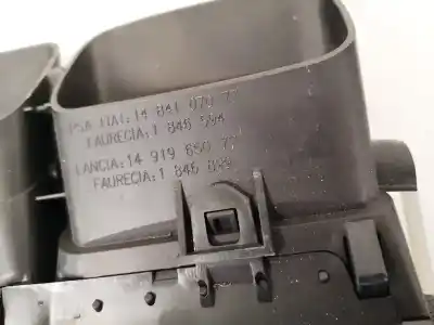Автозапчастина б/у аераційна решіта для lancia phedra (180) 2.2 jtd посилання на oem iam 1484107077  1491965077