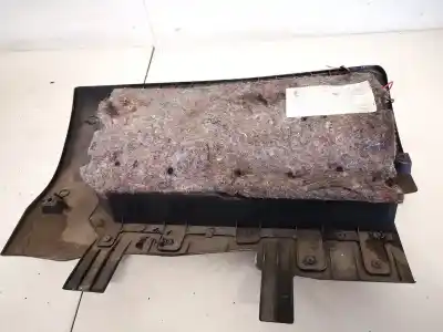 Pezzo di ricambio per auto di seconda mano plastica per audi a6 avant (c4) 2.5 tdi riferimenti oem iam 4a0010109  