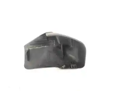 Pezzo di ricambio per auto di seconda mano plastica per toyota corolla (e12) 2.0 d-4d linea luna berlina riferimenti oem iam 7215712100  72157-12100