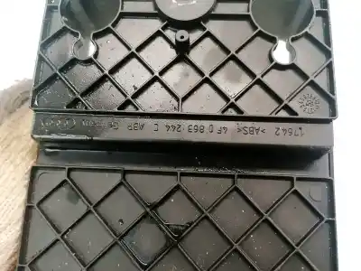 Автозапчасти б/у пластики за audi a6 c6 (4f2) 2.0 tdi ссылки oem iam 4f0863244c  