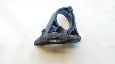 Second-hand car spare part engine support for renault scenic ii 1.9 dci diesel oem iam references   