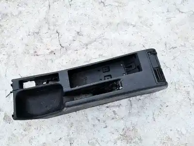 Peça sobressalente para automóvel em segunda mão plásticos por audi a6 avant (c4) 2.5 tdi referências oem iam 4a0711467a