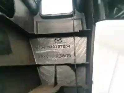 Pezzo di ricambio per auto di seconda mano plastica per mazda 2 lim. (de) 1.4 diesel cat riferimenti oem iam dj0157054  k3605