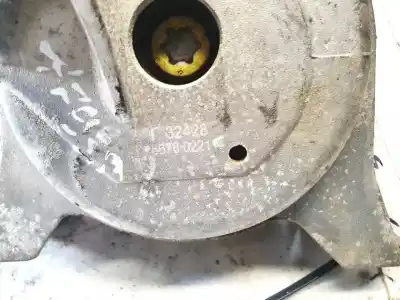 Second-hand car spare part engine support for opel zafira b 1.9 cdti oem iam references 90539246  32428