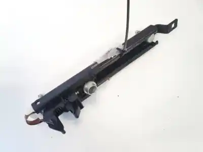 Peça sobressalente para automóvel em segunda mão plásticos por opel zafira b 1.9 cdti referências oem iam 13166032