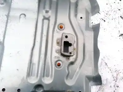 Pezzo di ricambio per auto di seconda mano plastica per hyundai i30 1.6 crdi cat riferimenti oem iam   