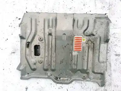 Pezzo di ricambio per auto di seconda mano plastica per hyundai i30 1.6 crdi cat riferimenti oem iam 