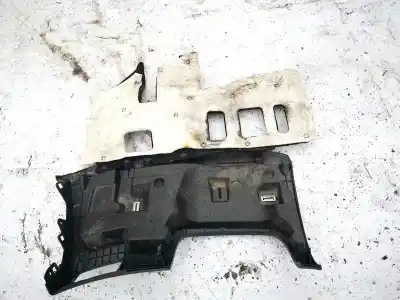 Pezzo di ricambio per auto di seconda mano plastica per hyundai i30 1.6 crdi cat riferimenti oem iam   