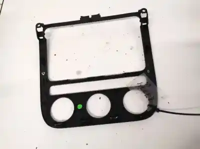 Автозапчастина б/у пластикler для volkswagen jetta (1k2) 1.6 16v fsi посилання на oem iam 1k0858069  