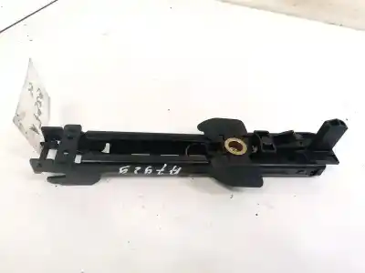 Автозапчастина б/у пластика для audi a4 b6 (8e2) 1.9 tdi quattro посилання на oem iam 8e0857833a  560929304b