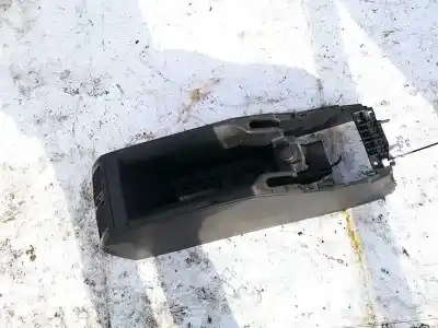 Peça sobressalente para automóvel em segunda mão plásticos por opel zafira b 1.9 cdti referências oem iam 13162600